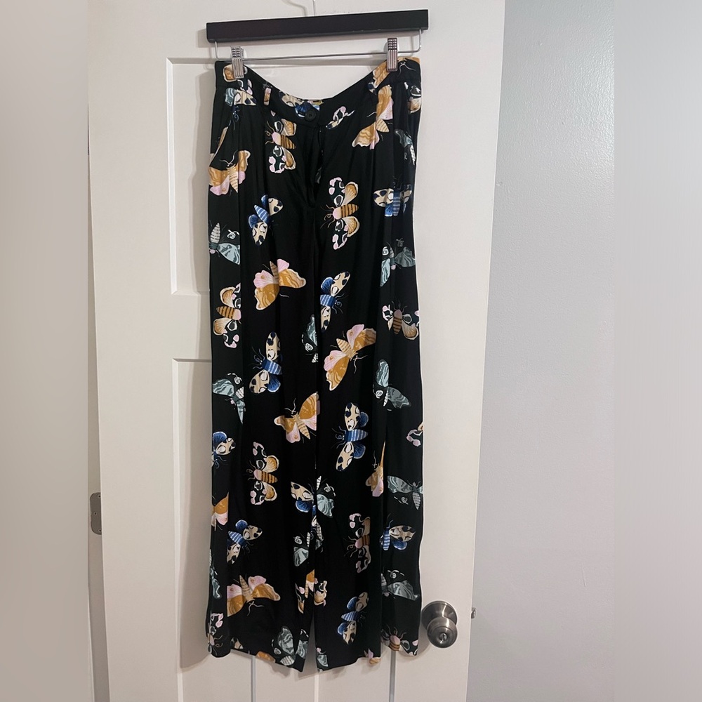 Anthropologie Maeve Wide Leg Ruffle Hem Pants with Butterfly Print